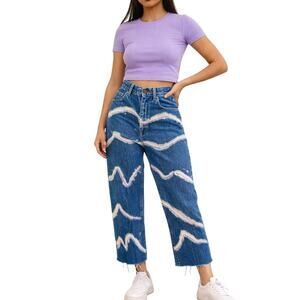 Vintage Y2K Women's 28 Jeans Lee Lightning Bleach Cropped High Rise